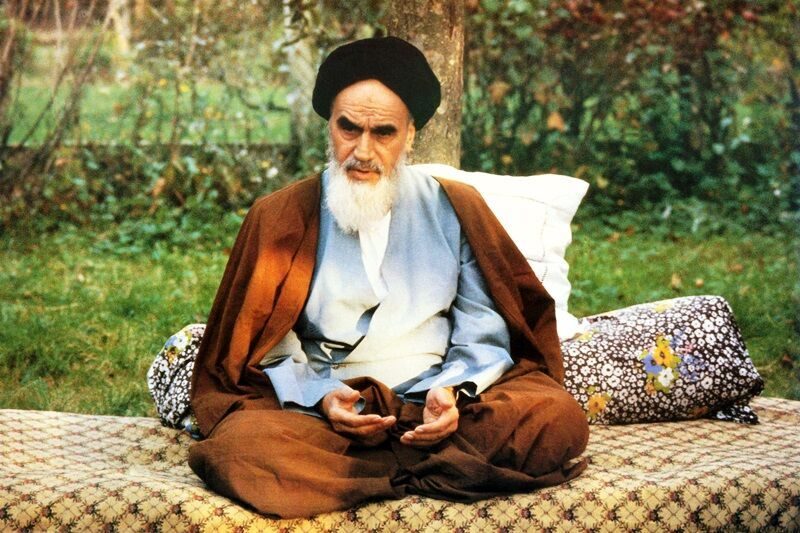 نمایشگاه پوستر «کلام امام» و همایش مجازی خوشنویسی اشعار امام خمینی در آذربایجان غربی