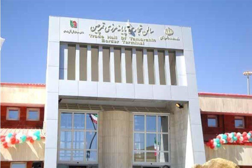 تردد مرزنشینان از مرز تمرچین ۳ روز تعطیل شد