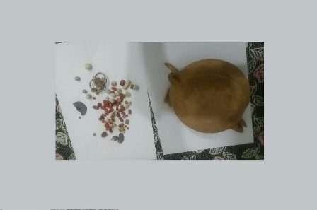 کشف آثار باستانی 2500 ساله از یک دستگاه خودرو در بوکان