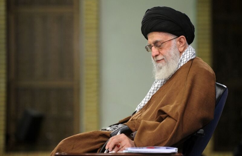رهبر انقلاب: اهانت به پیامبر اسلام(ص) برای منصرف کردن اذهان از نقشه‌های آمریکا برای منطقه است