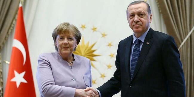 تماس تلفنی اردوغان – مرکل پیش از سفر هیئت ترکیه به آلمان