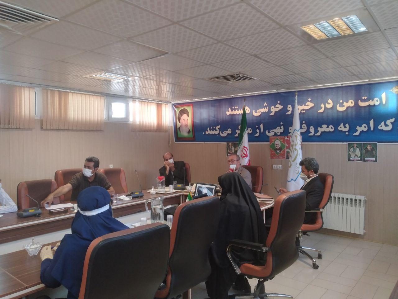 ملاک بکارگیری افراد در نهادها شایسته سالاری باشد نه فعالیت در ستاد انتخاباتی