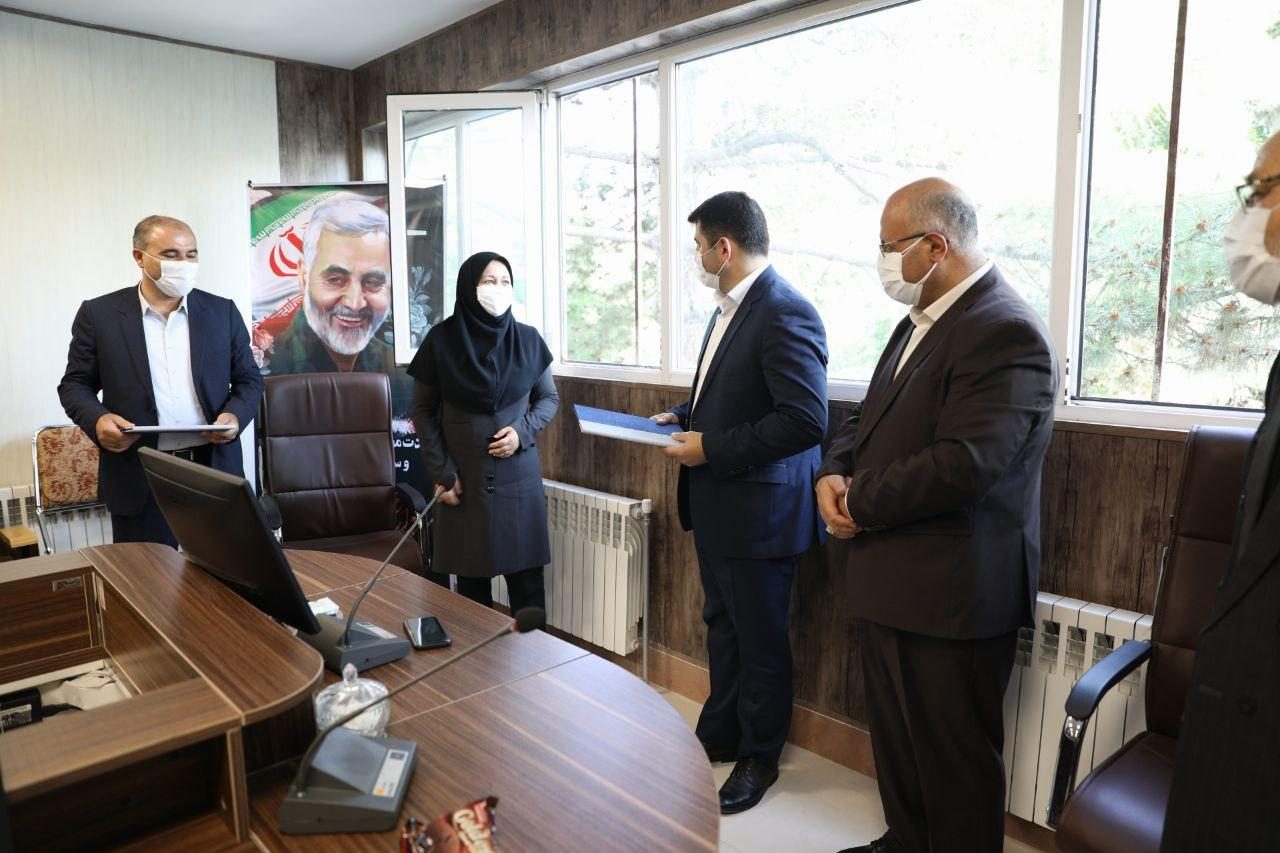 سکان اداره کل نوسازی مدارس آذربایجان غربی به یک مدیر زن واگذار شد
