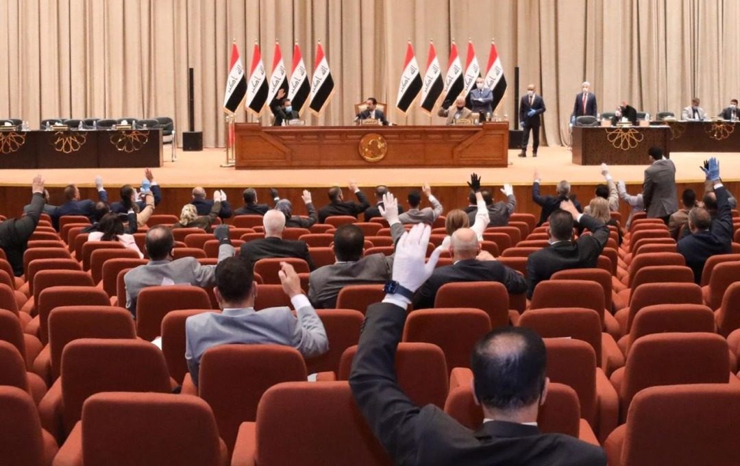 عضو فراکسیون سائرون: عراق با خطر فروپاشی اقتصادی مواجه است