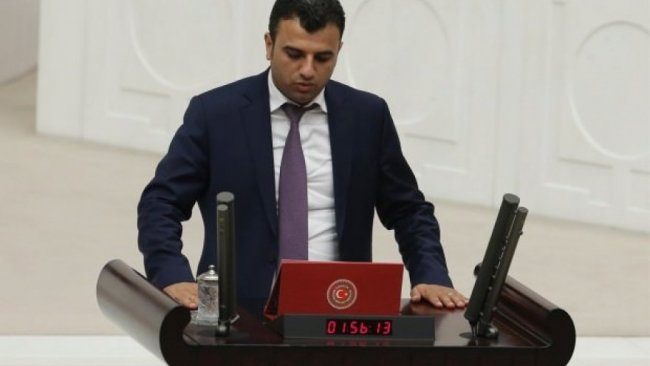 با عملیات نظامی نمی توانید مسئله کردها را حل کنید