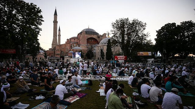 علی رغم تهدید کرونا، میلیون ها تن در ترکیه عید قربان را جشن گرفتند