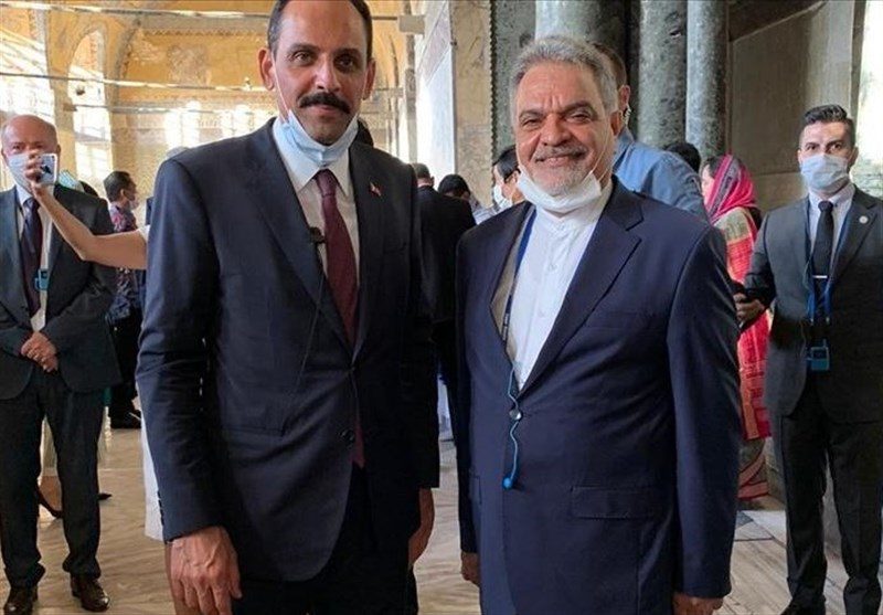 بازدید سفیر ایران در ترکیه از مسجد ایاصوفیه