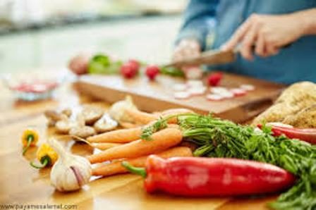 بیماریهای منتقله از طریق آب و غذا/ لیدا ستارنژاد