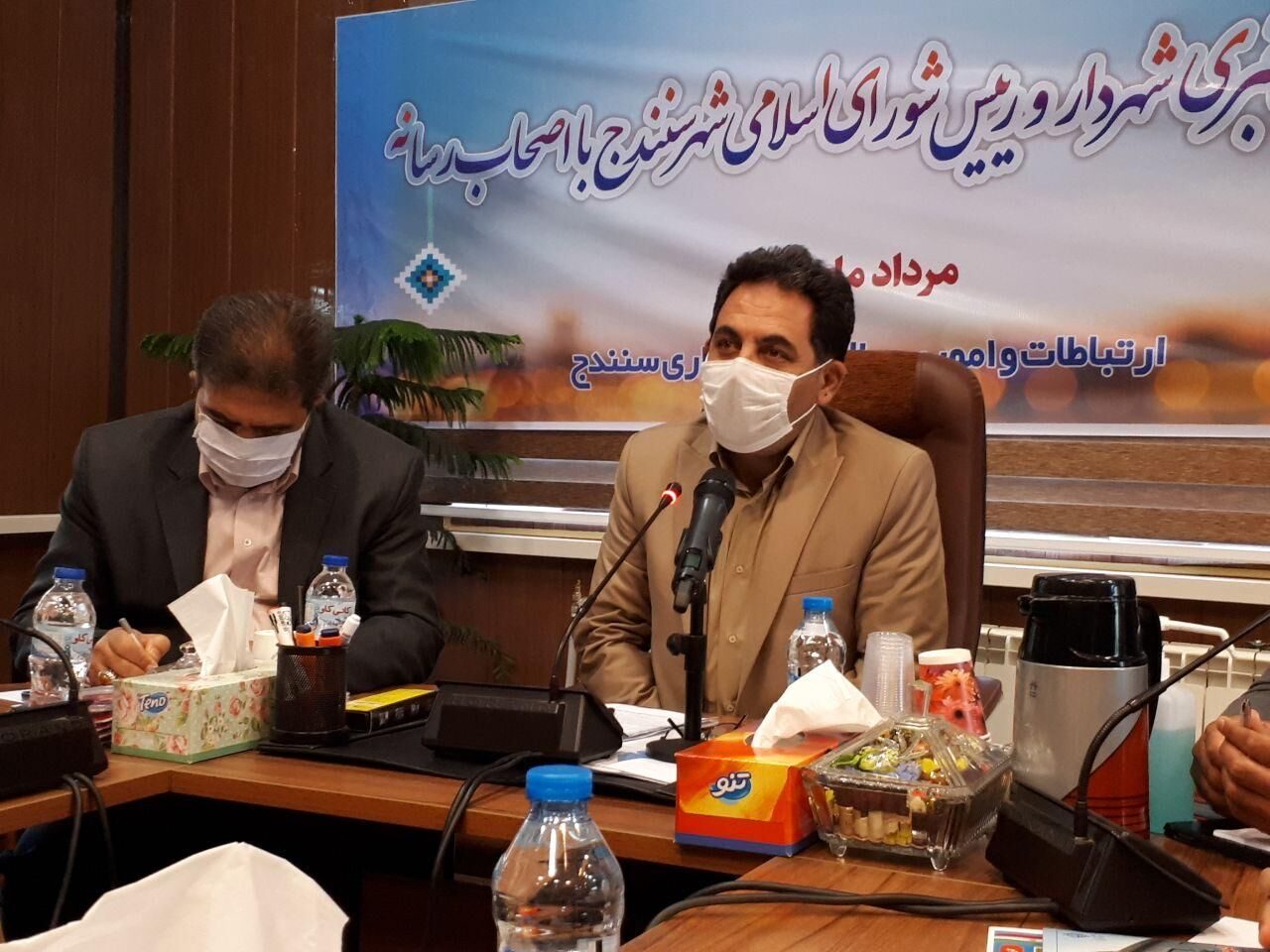 جذب 60 میلیارد تومان برای توسعه حمل و نقل شهری سنندج / انتقاد از راه  وشهرسازی در مورد عدم پرداخت مطالبات