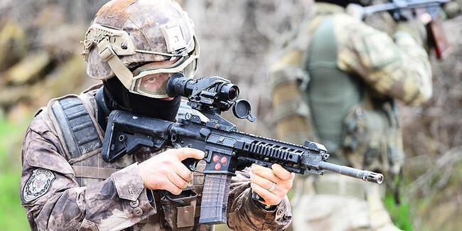 درگیری نیروهای امنیتی ترکیه با نظامیان PKK در استان کردنشین حکاری