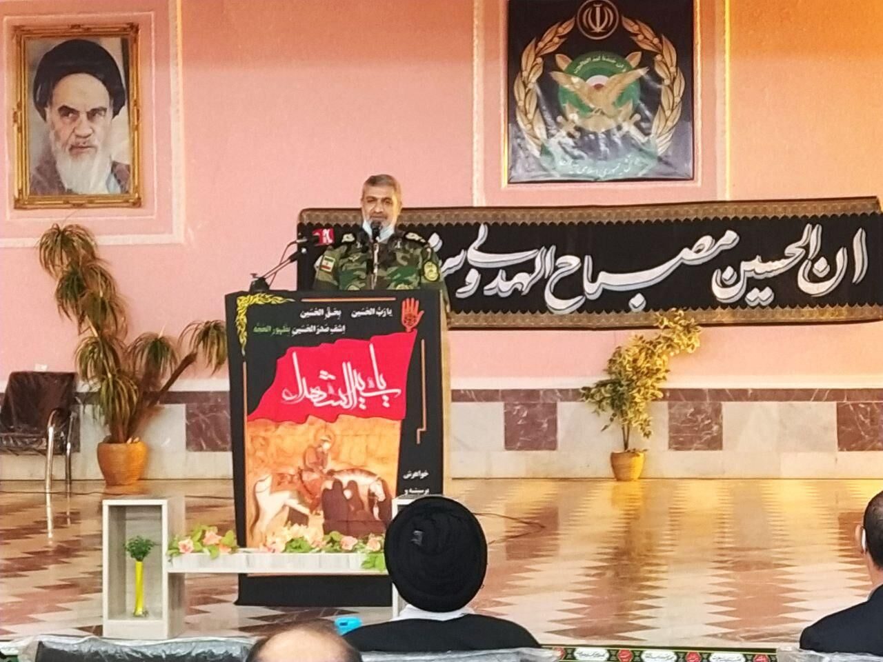 امکان فروش تسلیحات نظامی ساخت داخل را داریم