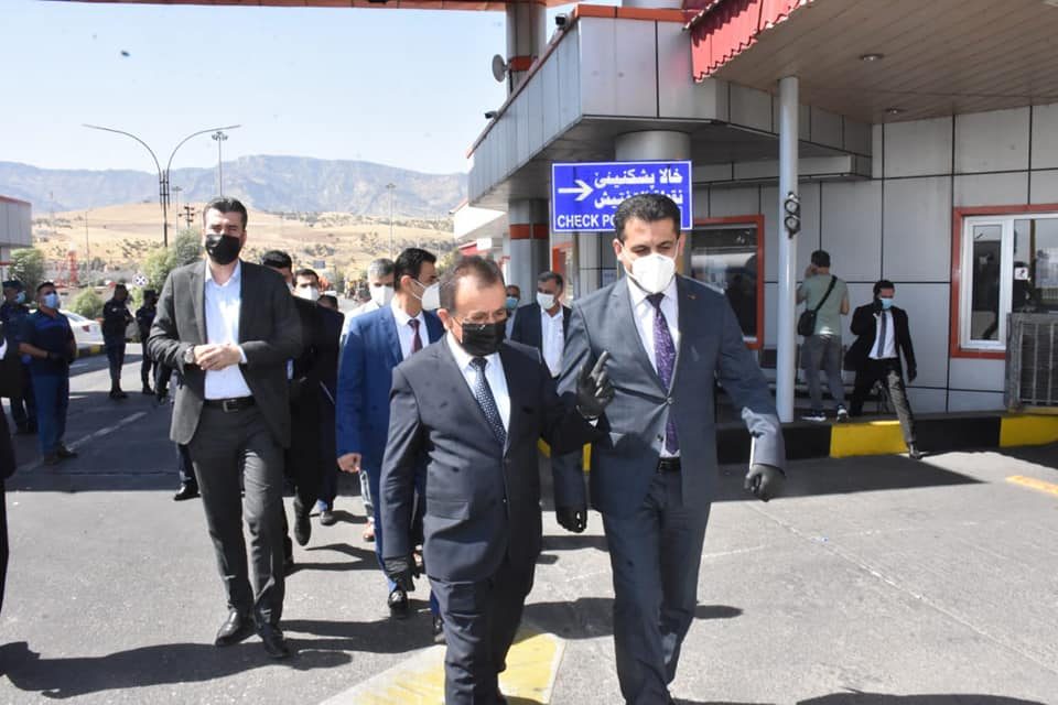 بازدید وزیربهداشت اقلیم کردستان از گذرگاه مرزی ابراهیم خلیل