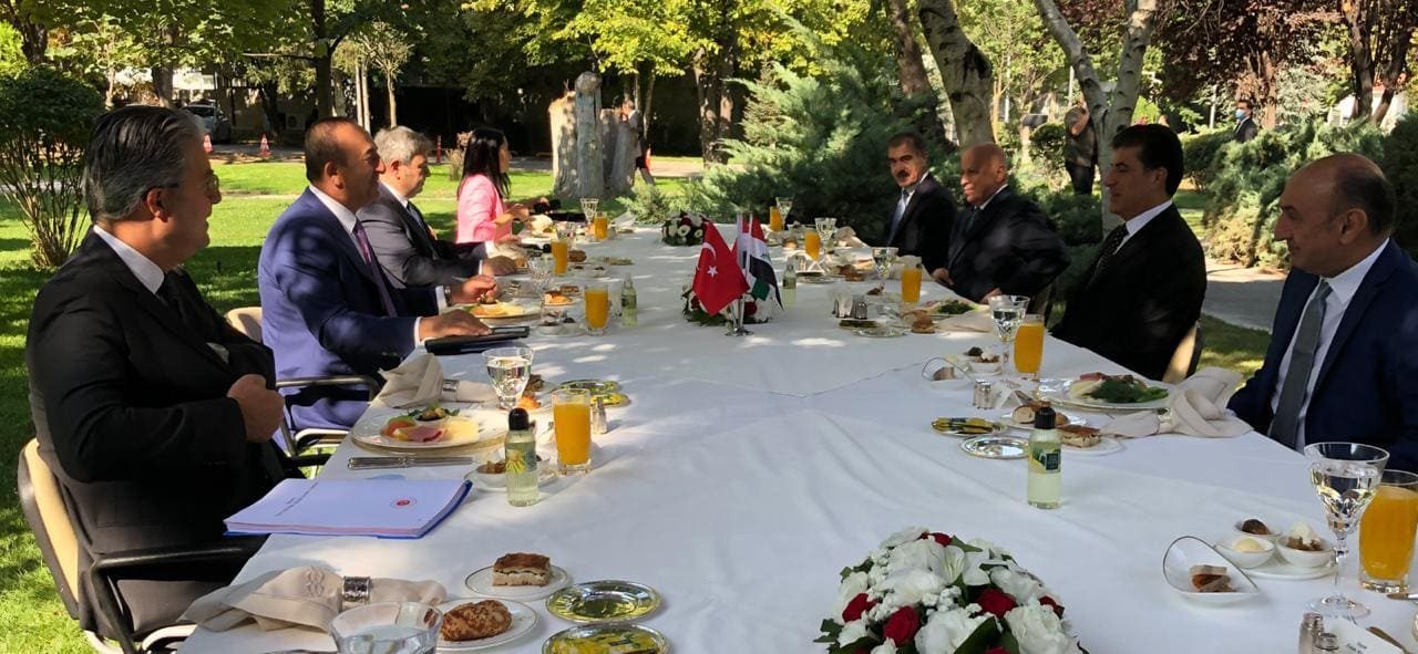 صبحانه کاری نچیروان بارزانی با مولود چاوش اوغلو در آنکارا