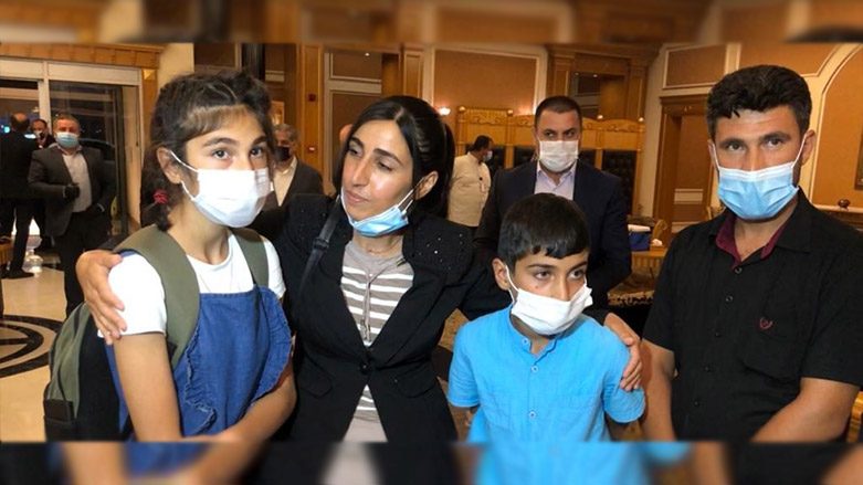 Iraqi Kurdistan president leaves Ankara talks with two Yazidi children*