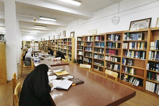 ترویج فرهنگ کتابخوانی از مهمترین راهکارهای کاهش معضلات فرهنگی و اجتماعی است
