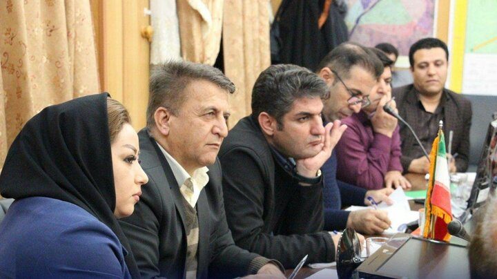 سکوت نهادهای مسئول در برابر تخلفات شورای شهر سقز/ هیوا رحیمی*