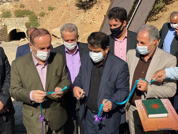 افتتاح ۳۲ پروژه آبخیزداری در استان ایلام با حضور معاون وزیر جهاد کشاورزی