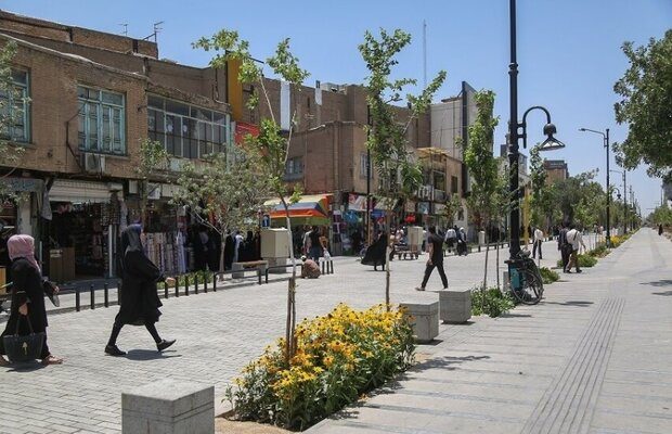 اجرای پیاده راه مدرس به زیبایی کلانشهر کرمانشاه کمک می کند