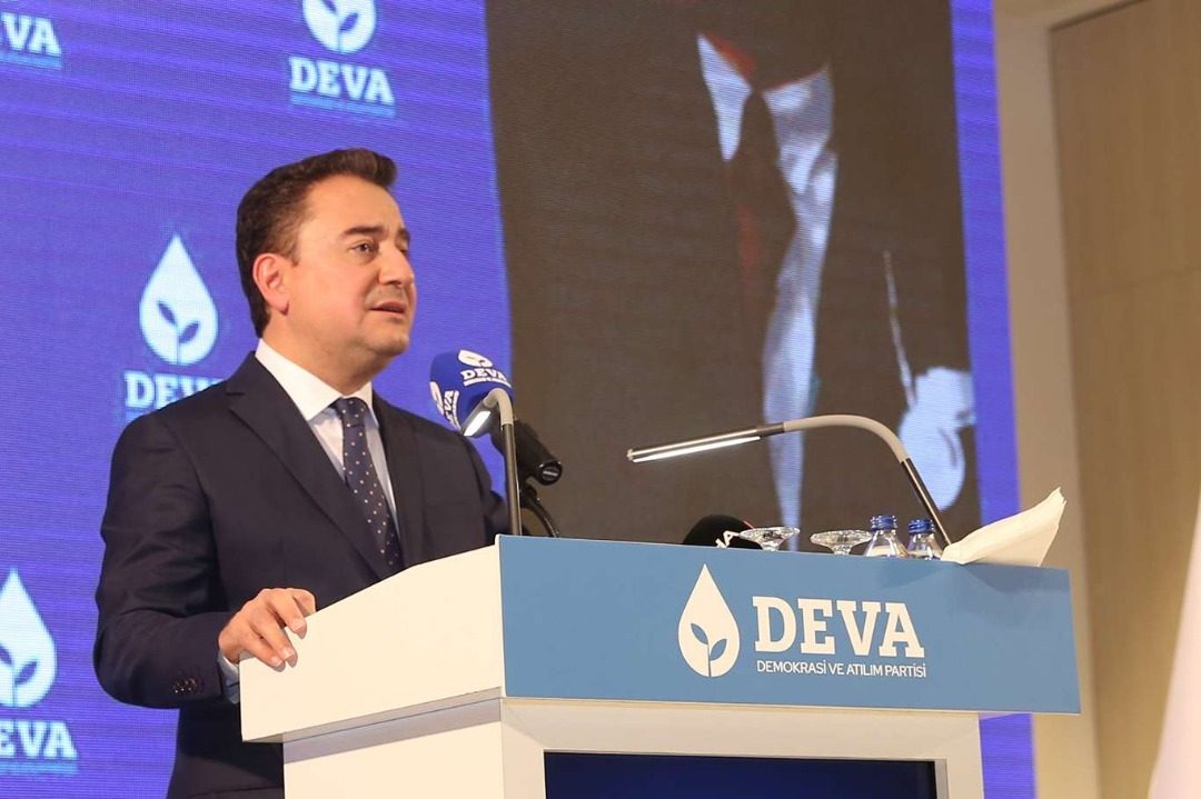 تأکید علی باباجان بر مسئله کردها در کنگره DEVA در دیاربکر