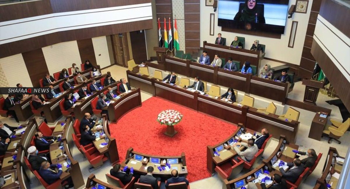 بررسی موضوع فساد و درآمدهای نفتی در پارلمان کردستان با حضور بارزانی و طالبانی