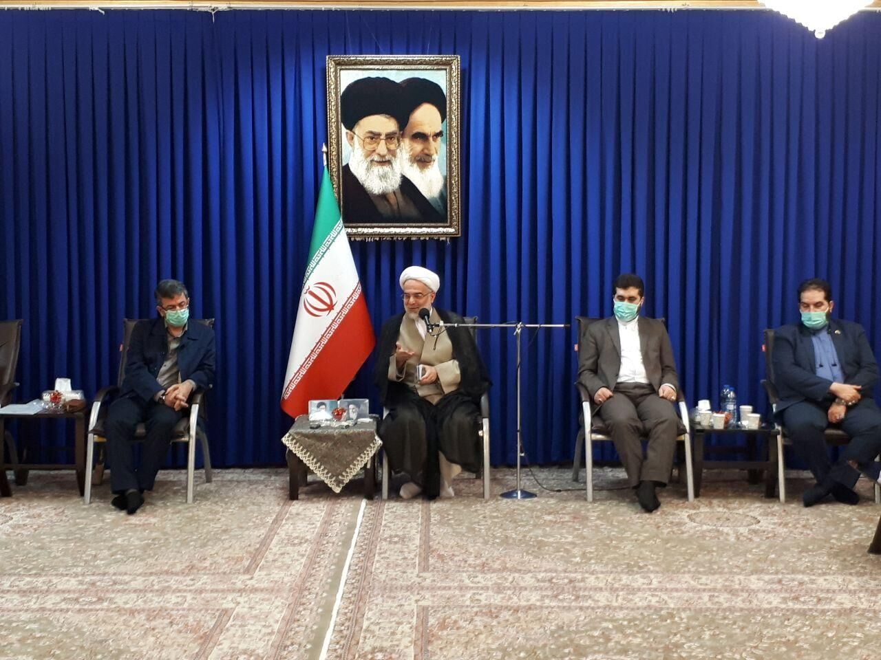 نماینده ولی فقیه در کردستان: شوراها به سیاست آلوده نشوند