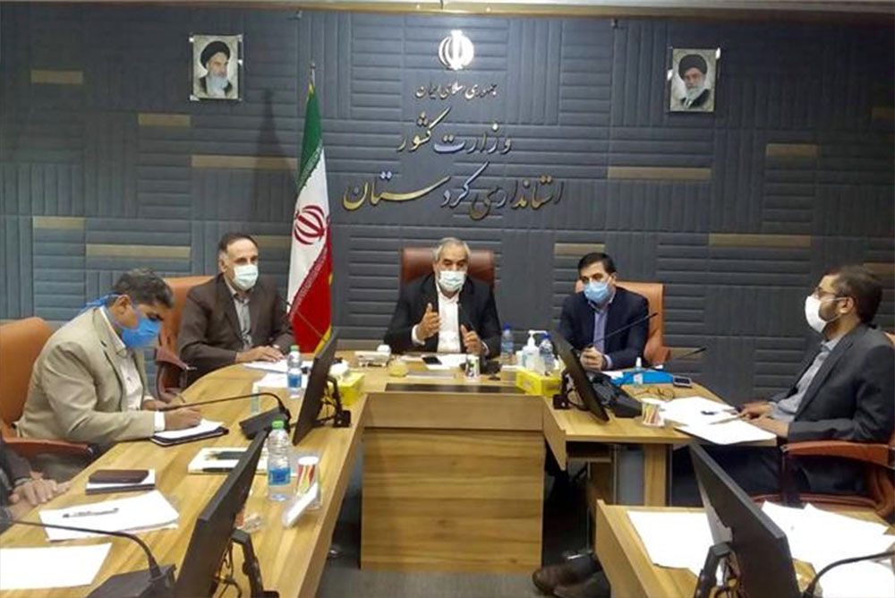 استاندار کردستان: نباید نسبت به تولیدکنندگان مرغ سخت گیری کرد/ قیمت مرغ و گوشت در کردستان تابع قیمت های کشور باشد