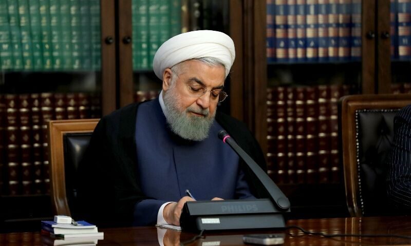 حسن روحانی: رهبر آزاده و آگاه، همه عمر پربار خویش را در خدمت به اسلام و انقلاب گذراند