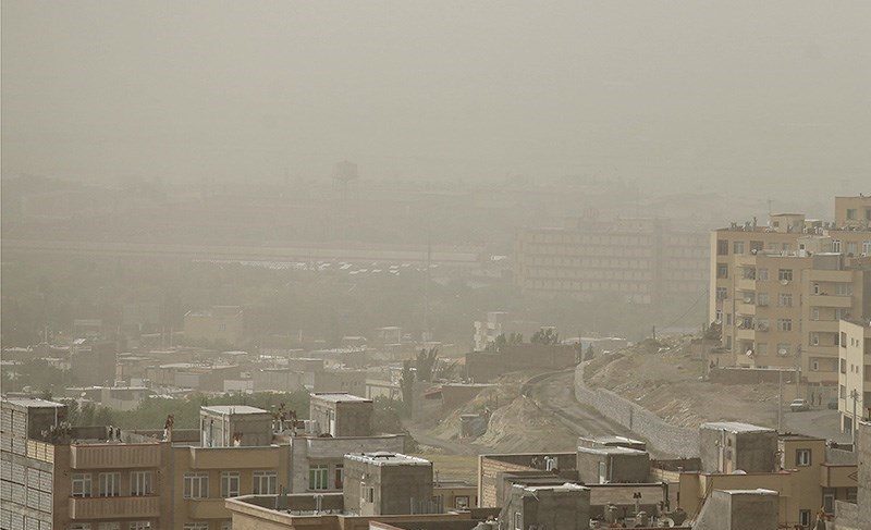 کیفیت هوای ارومیه ناسالم شد/ گروههای حساس از منزل خارج نشوند