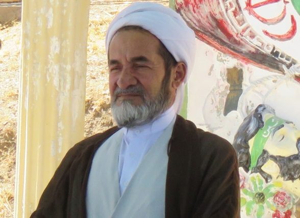 ماموستا ملا ابراهیم سرخابی، رییس مرکز برزگ اسلامی پیرانشهر دار فانی را وداع گفت