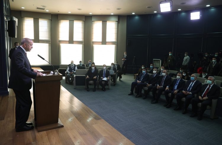 اردوغان یک بار دیگر دمیرتاش را «تروریست» خطاب کرد