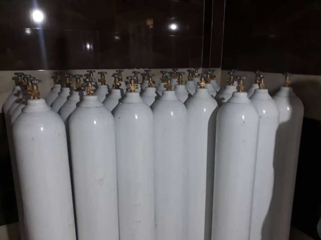 اهدای 31 کپسول اکسیژن به بیمارستان پیرانشهر