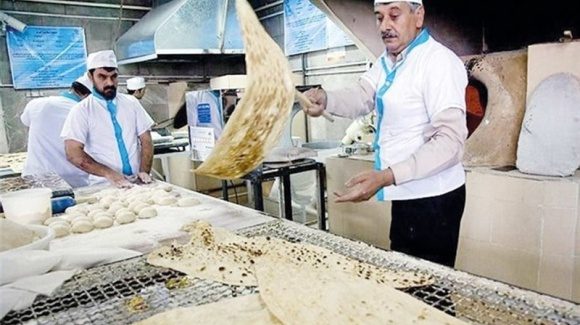 گرانی و سرانه پایین آرد نانوایان خوی را بیکار کرد