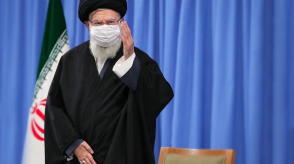 ڕێبەری باڵای ئێران داوا لە بەرپرسانی حکوومی دەکات ململانێی نێوخۆیی بە گفتوگۆ چارەسەر بکەن