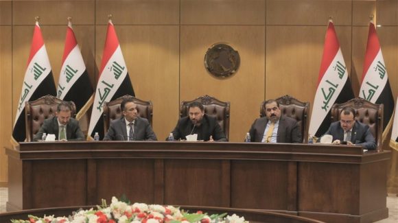 جێگری یەکەمی سەرۆکی پەرلەمانی عێراق: پێویستە مووچەی فەرمانبەرانی هەرێم بە حکوومەتی ناوەند ببەسترێتەوە