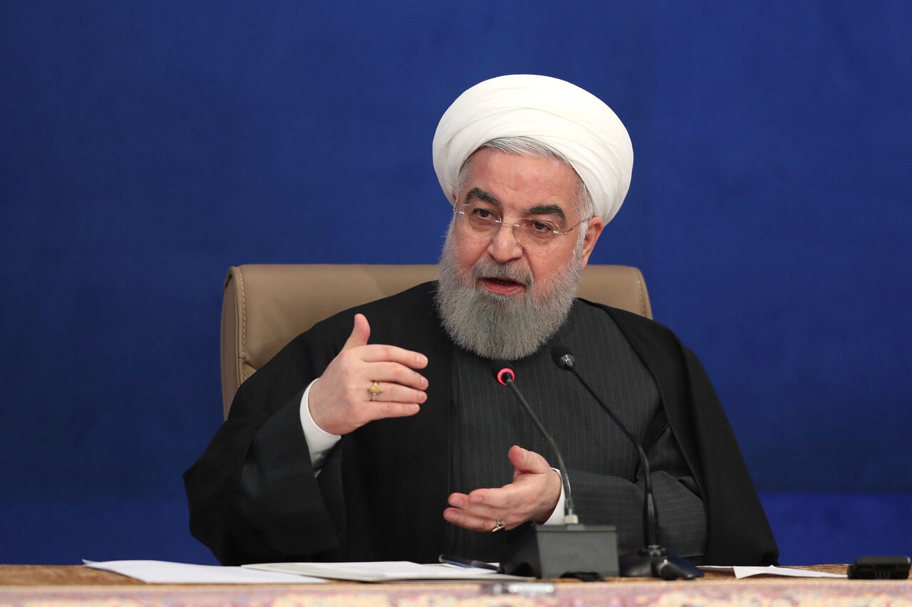 خنثی سازی تحریم نفتی با توسعه محصولات پتروشیمی