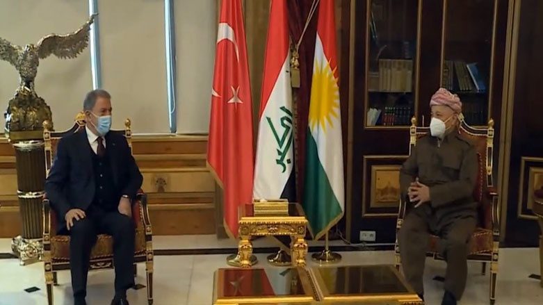 Masoud Barzani meets Turkish Defense Minister in Erbil