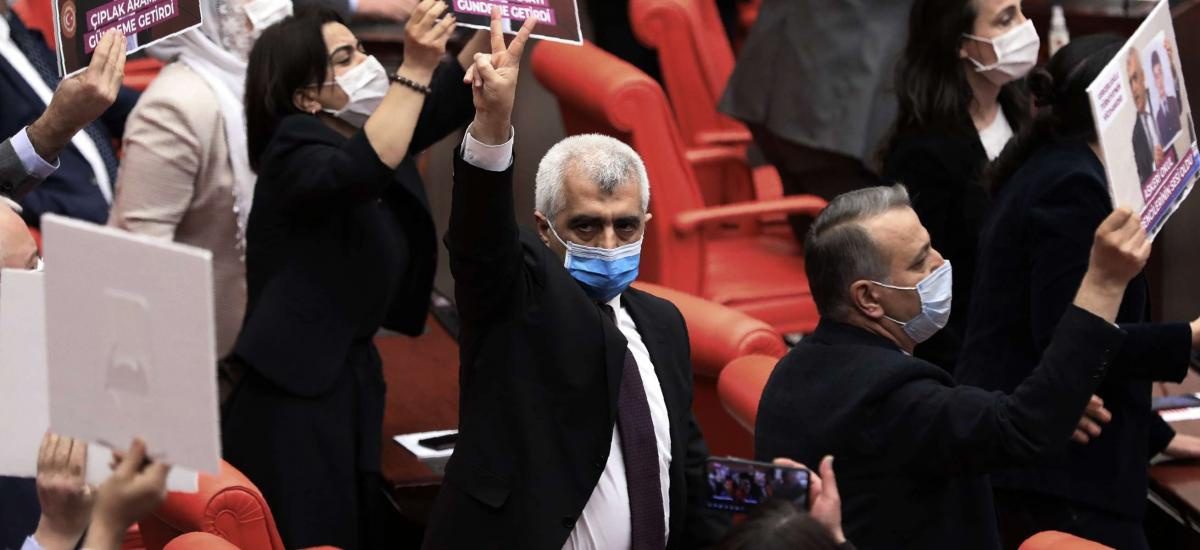 Majority of Turkey Kurds are against HDP closure - survey