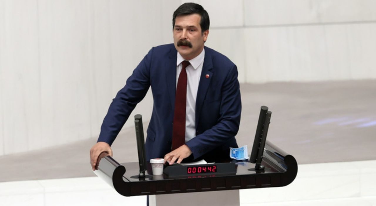 وزیر بازرگانی تان سر وزارتخانه خودش کلاه گذاشته/ وزیر کشورتان با همه خلافکارها عکس یادگاری دارد