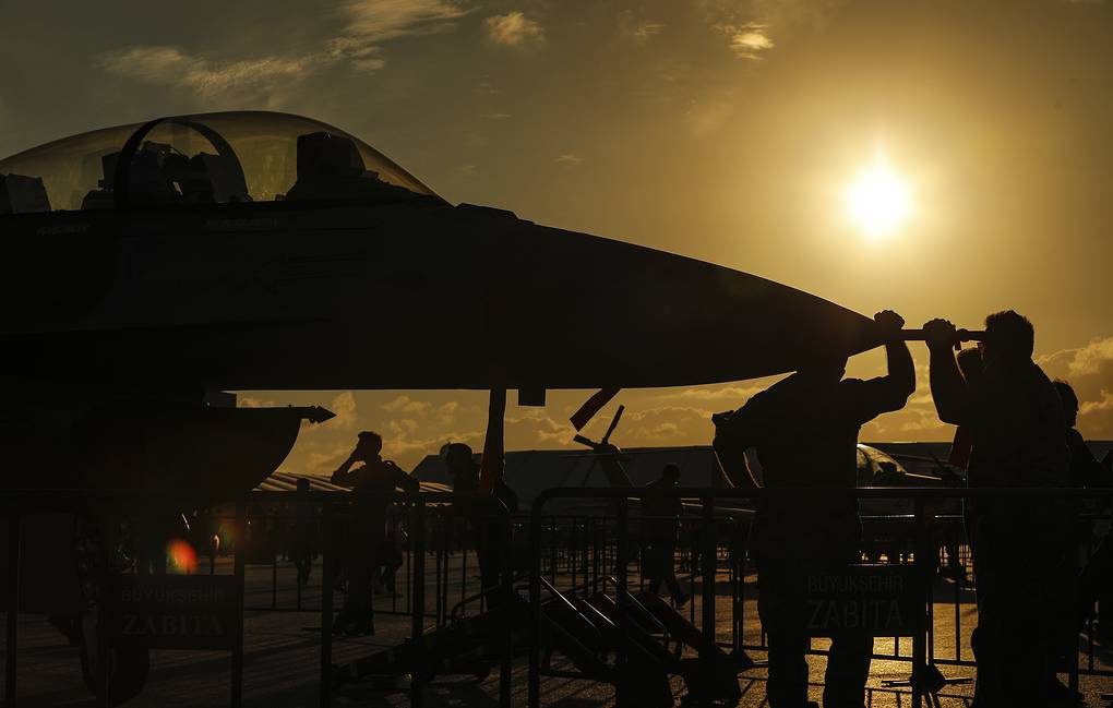 Turkey jets bomb mountain in Sulaimani