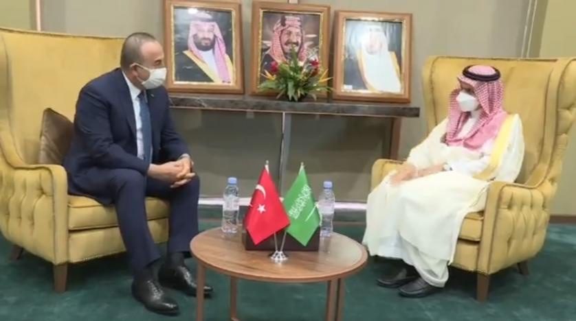 آغاز عادی سازی روابط آنکارا-ریاض با سفر مولود چاووش اوغلو به  عربستان سعودی