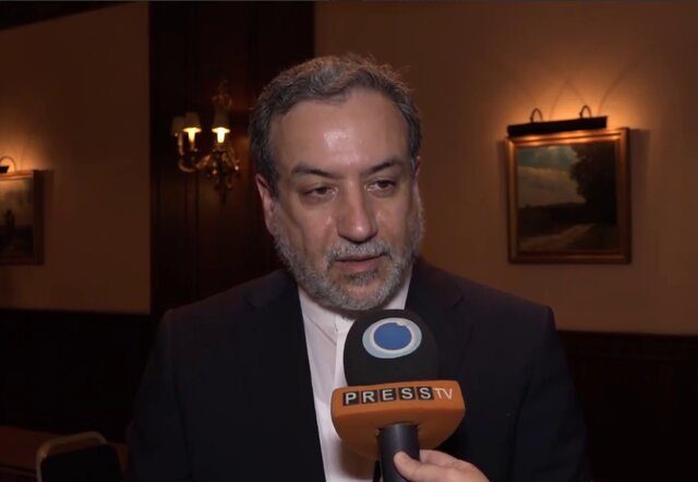 عراقچی: زمان تصمیم های سخت  آمریکا و اروپایی‌ها است