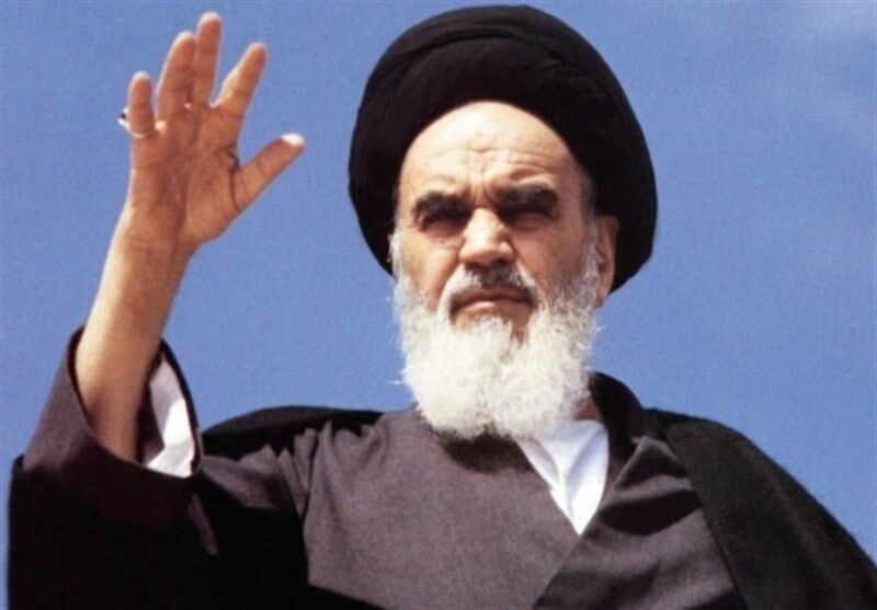 روحانی اهل سنت: امام خمینی(ره) منادی وحدت در جهان اسلام است