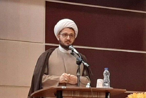 مبارزه با فساد و رانت‌های اقتصادی باید از اولویت های کاری رئیس‌جمهور آینده باشد
