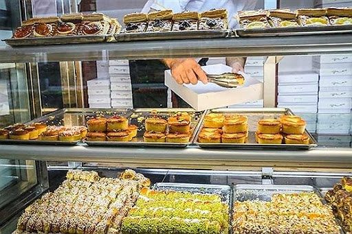 شیرینی فروش کلاهبردار در بوکان دستگیر شد