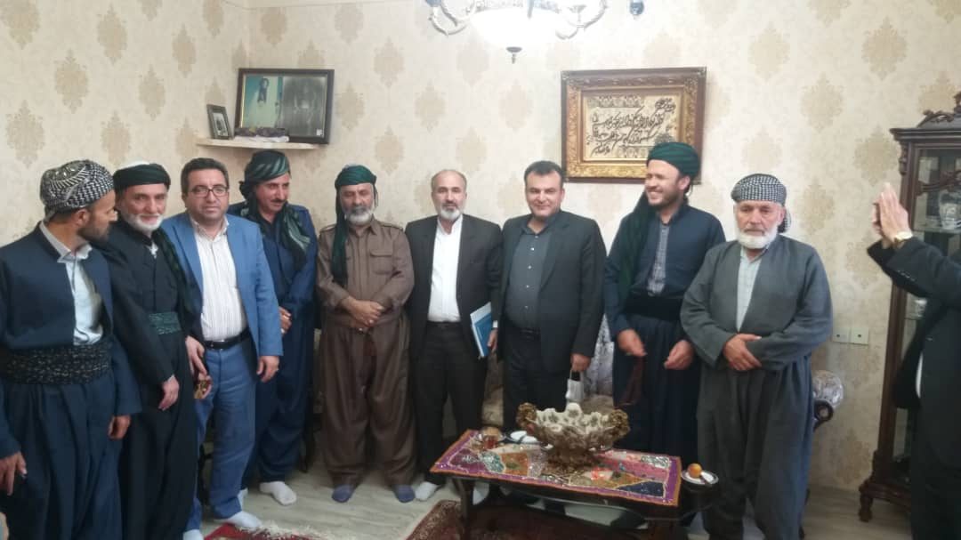 دیدار نماینده آیت الله رییسی با جمعی از علمای کردستان