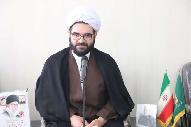 انتخاب فرد اصلح راه حل برون رفت از مشکلات کشور است