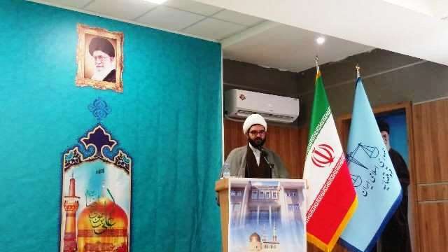 بستن گلوگاه های فساد مطالبه جدی از رئیس جمهوری منتخب است