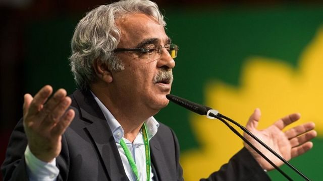 HDP با AKP آشتی نخواهد کرد و جز برای حل مسئله کرد وارد مذاکره نخواهد شد