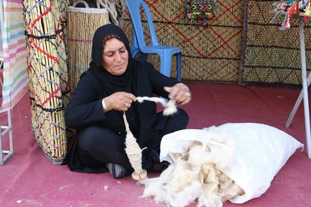 اجرای ۱۹۰ طرح اشتغال خانگی برای نیازمندان ایلامی در موسسه خیریه بوتراب