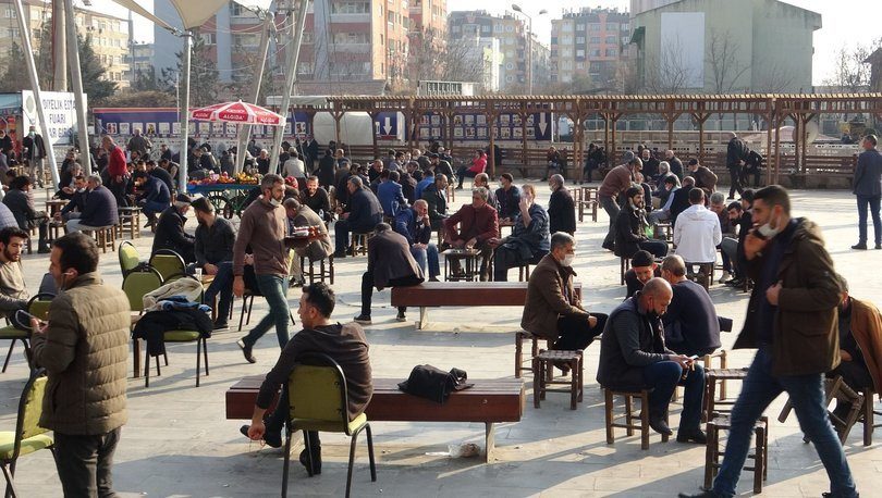 پایین بودن میزان واکسیناسیون در شهرهای کردنشین باعث اوج گرفتن دوباره کرونا در این شهرها شد